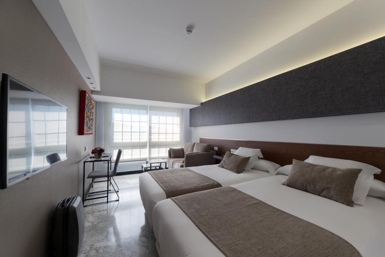 Hotel Avenida San Sebastián Kültér fotó